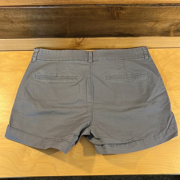 Old Navy shorts bundle. 2 denim cut offs and 1 everyday shorts sz 12 - Picture 11 of 11